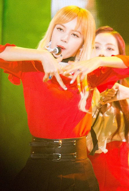 Black Pink's Lisa on